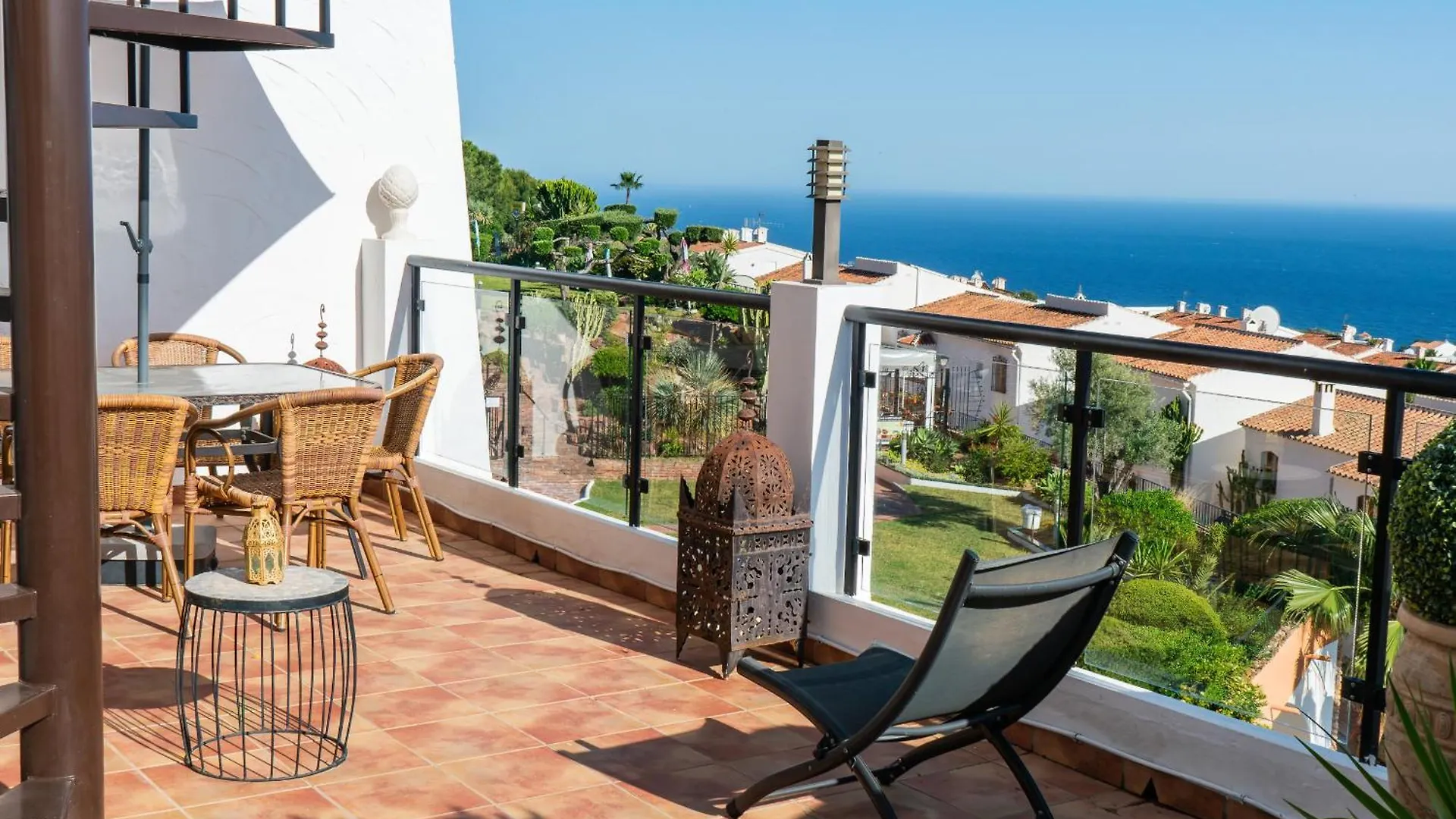 Apartamentos & Spa Torres De San Juan 네르하