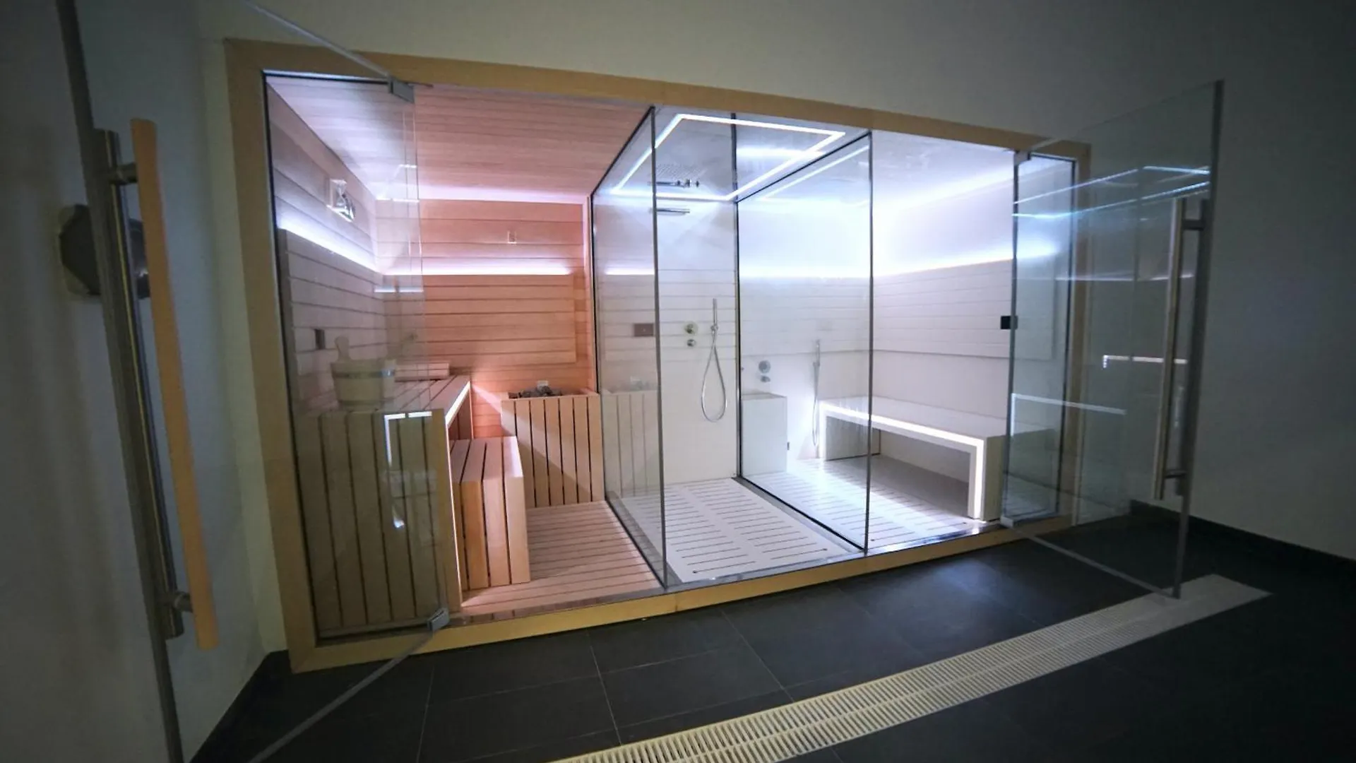 Apartamentos & Spa Torres De San Juan 네르하 스페인