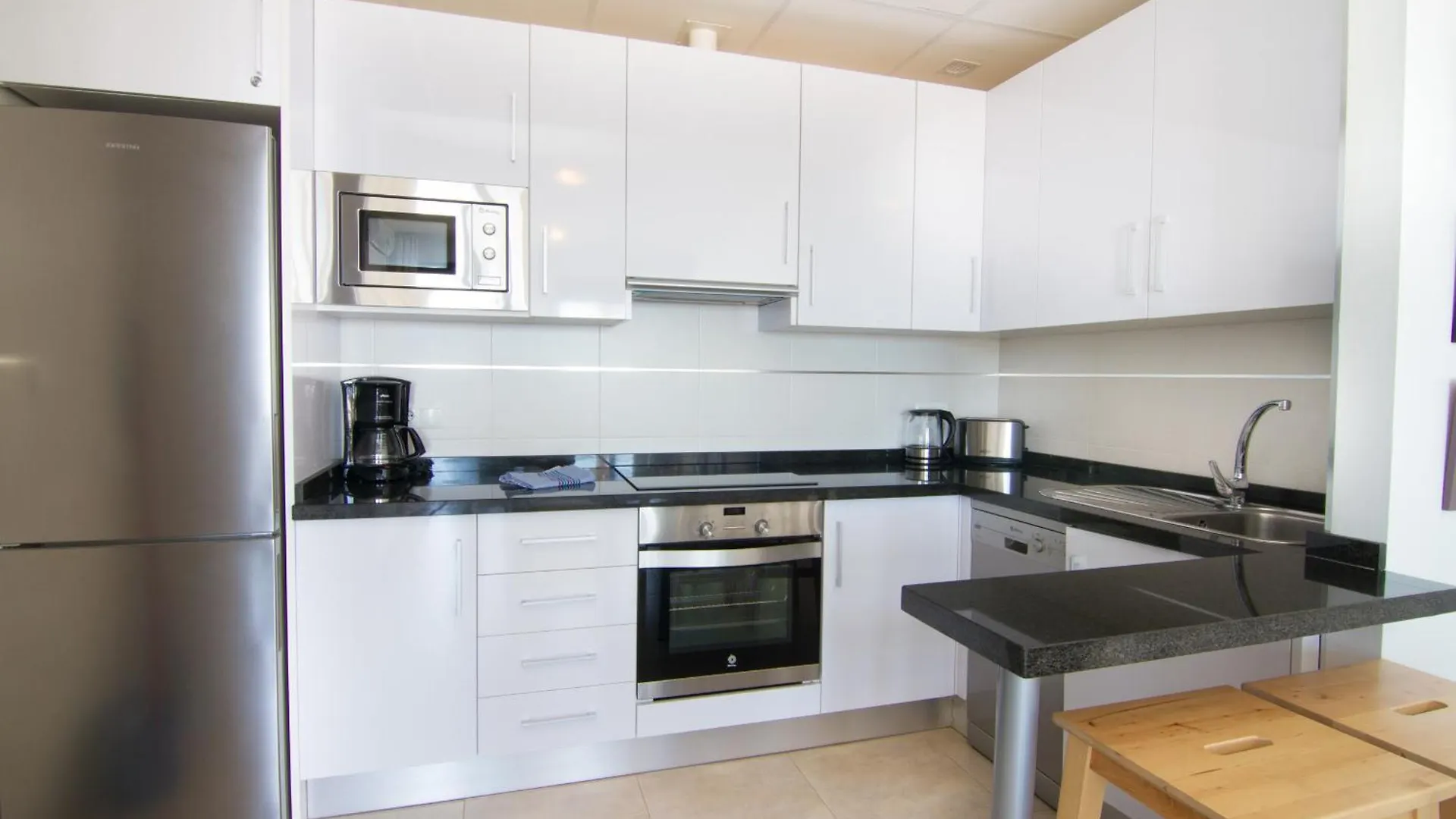 Apartamentos & Spa Torres De San Juan Nerja Spain