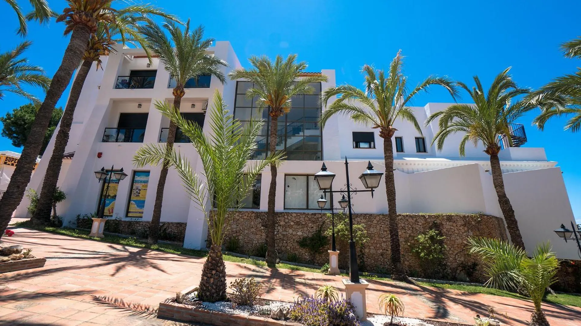 Apartamentos & Spa Torres De San Juan Nerja Spain