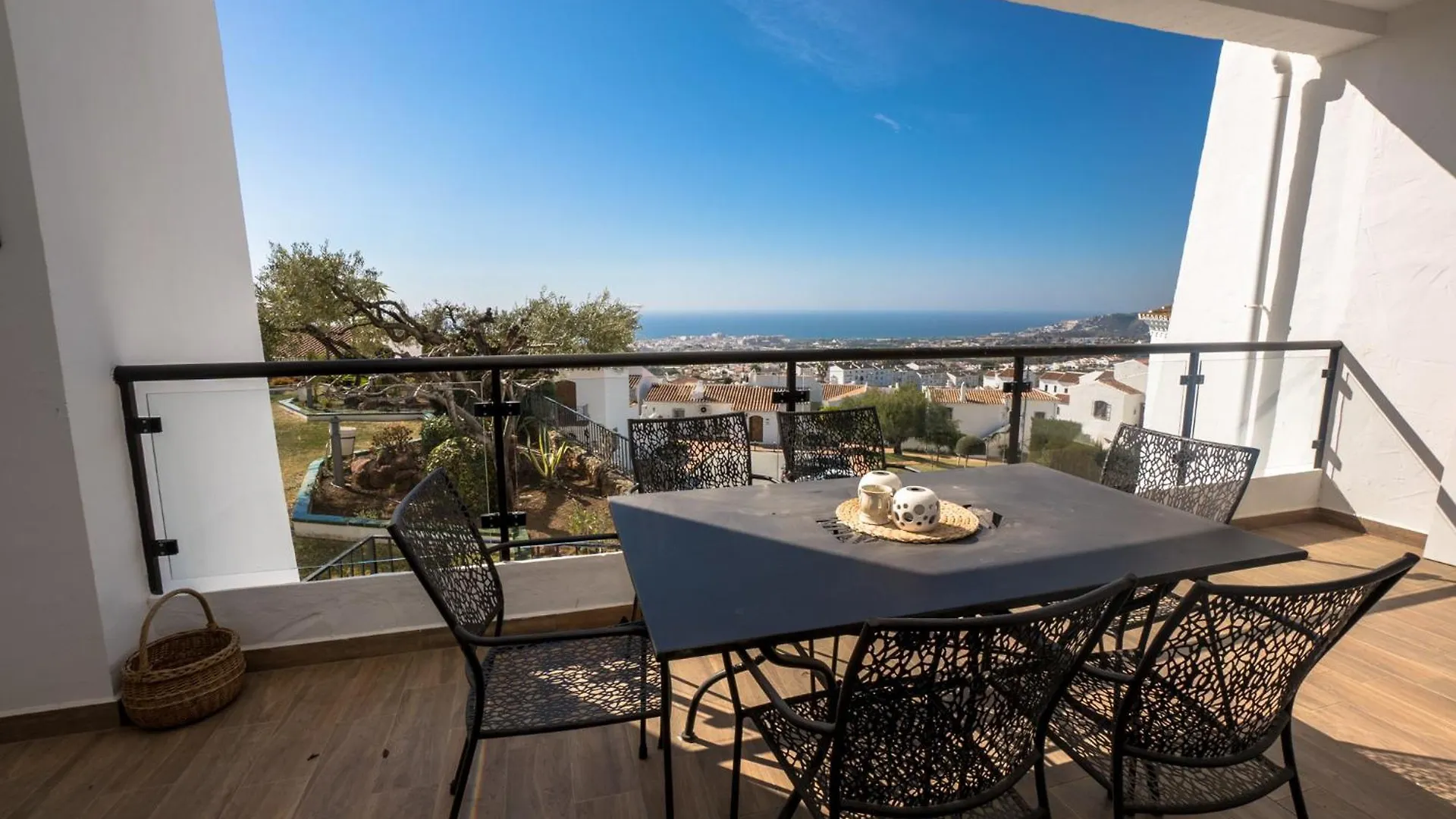 Apartamentos & Spa Torres De San Juan Nerja Apartment