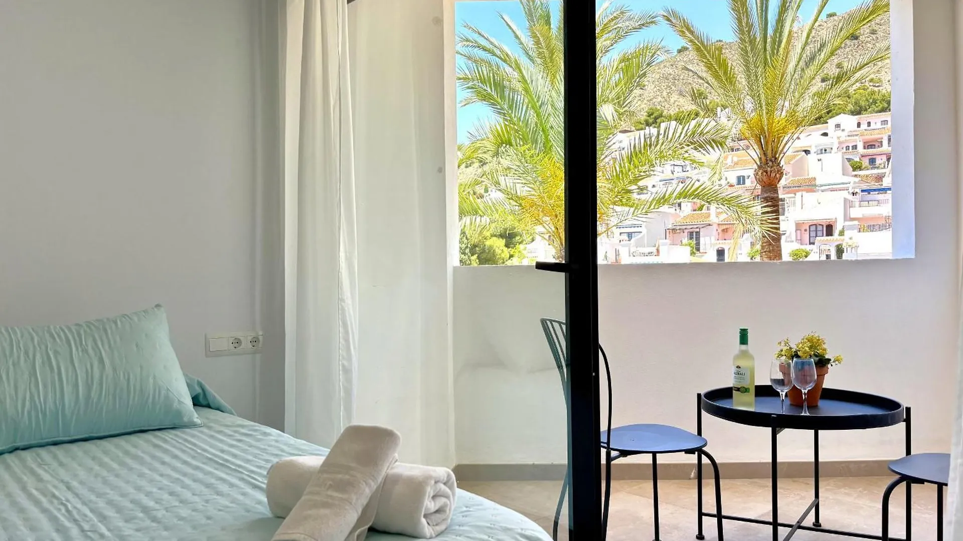 Apartamentos & Spa Torres De San Juan Nerja
