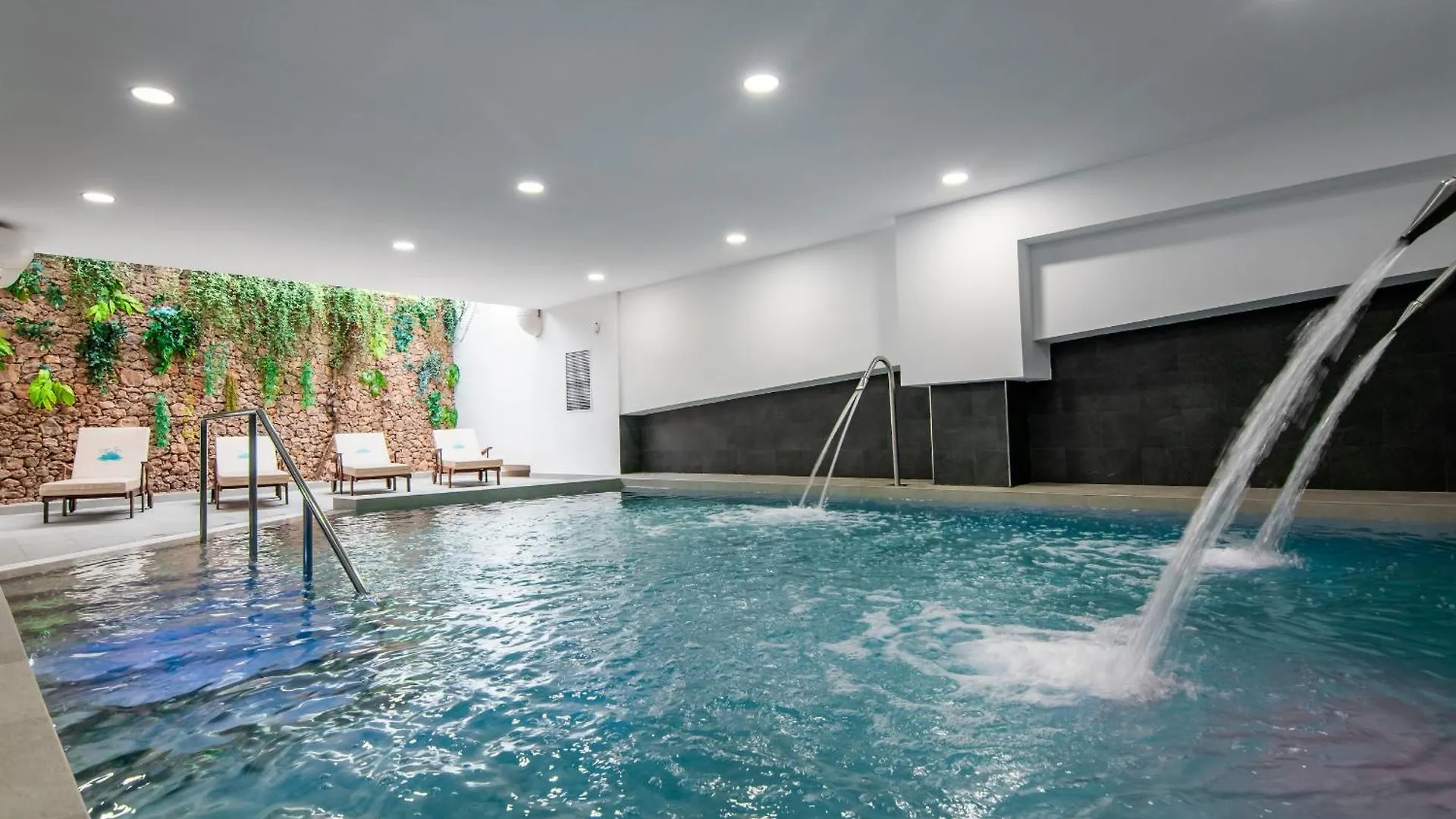 Apartment Apartamentos & Spa Torres De San Juan Nerja Spain