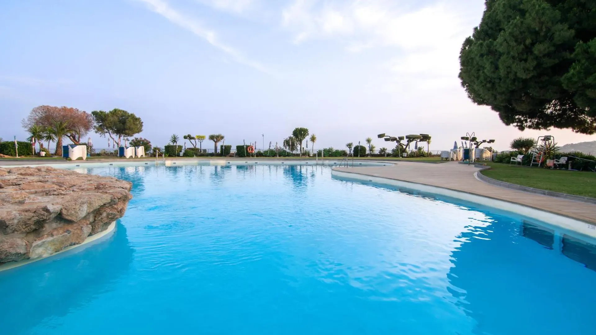 Lejlighed Apartamentos & Spa Torres De San Juan Nerja