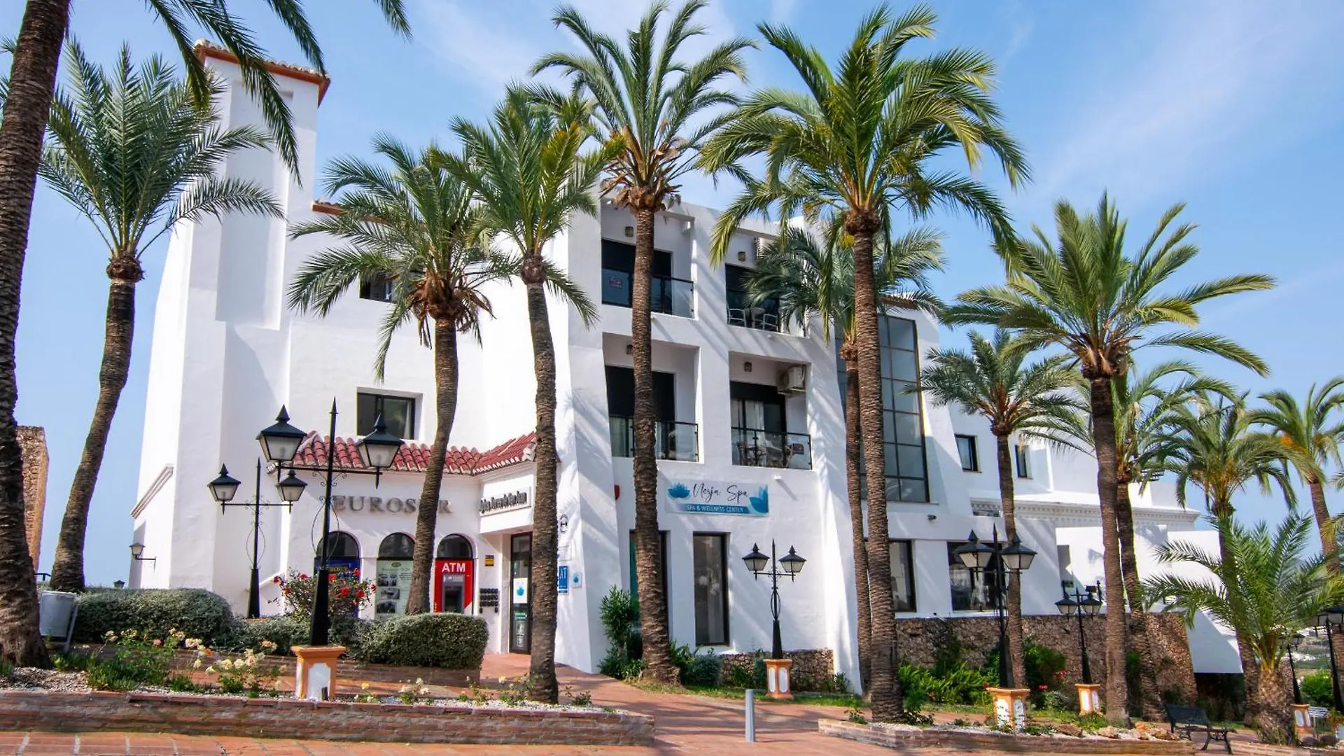 Apartamentos & Spa Torres De San Juan Nerja 0*,